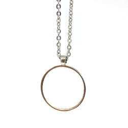 Round photo pendant necklace